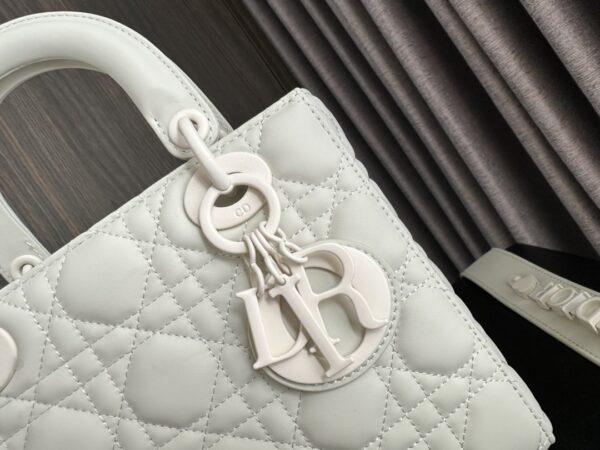 Lady Dior 913861