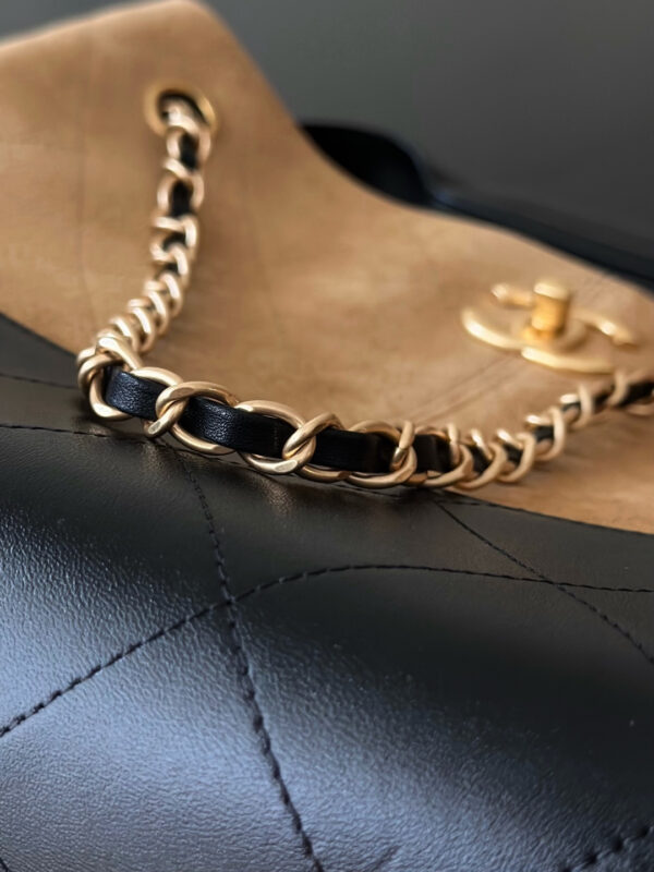 wsxc1777415833524_8 Chanel 25A Shopping Hobo Bag 5634