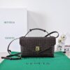 wsxc1777655280410_0 Early Spring 2025 BV New Knot Lock Crossbody Bag