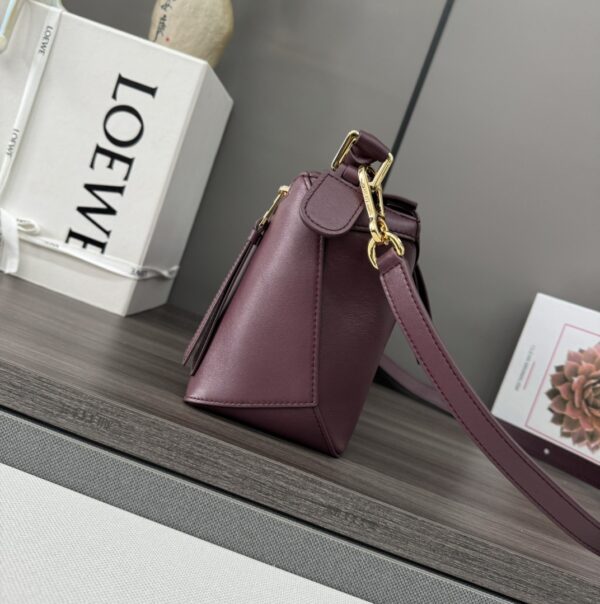 Loewe 🌟 New Version 🆕 Small Soft Calfskin Puzzle Edge Bag